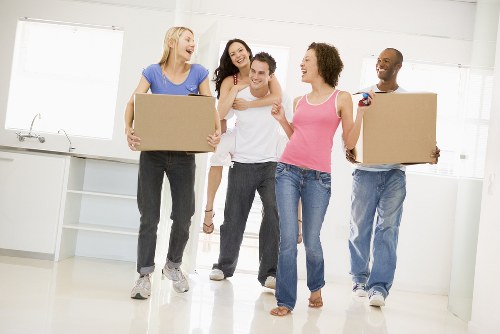 Removal truck hire vehicle suitable for moving homes in Bow