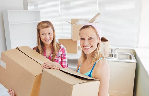 Household relocation and unloading service for customers in Bow